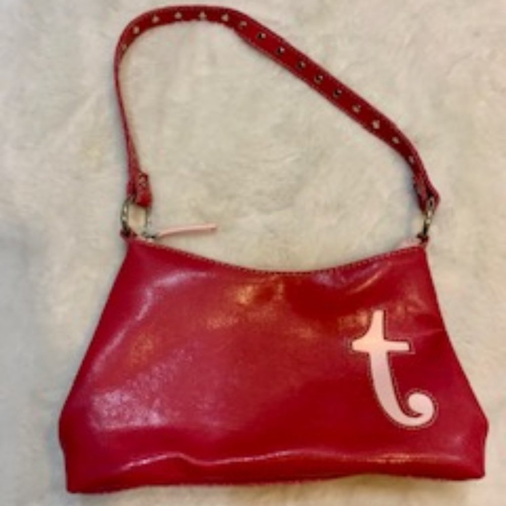 Hot pink "T" handbag